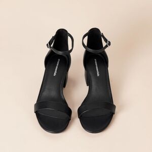 Amazon Essentials Heeled Black Sandals